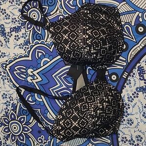 Victorias Secret lined full coverage bra size 36 D lace